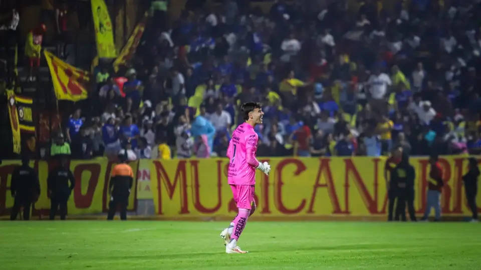 Roberto Galán en un partido amistoso de Atlético Morelia | INSTAGRAM: @robertogalaan1