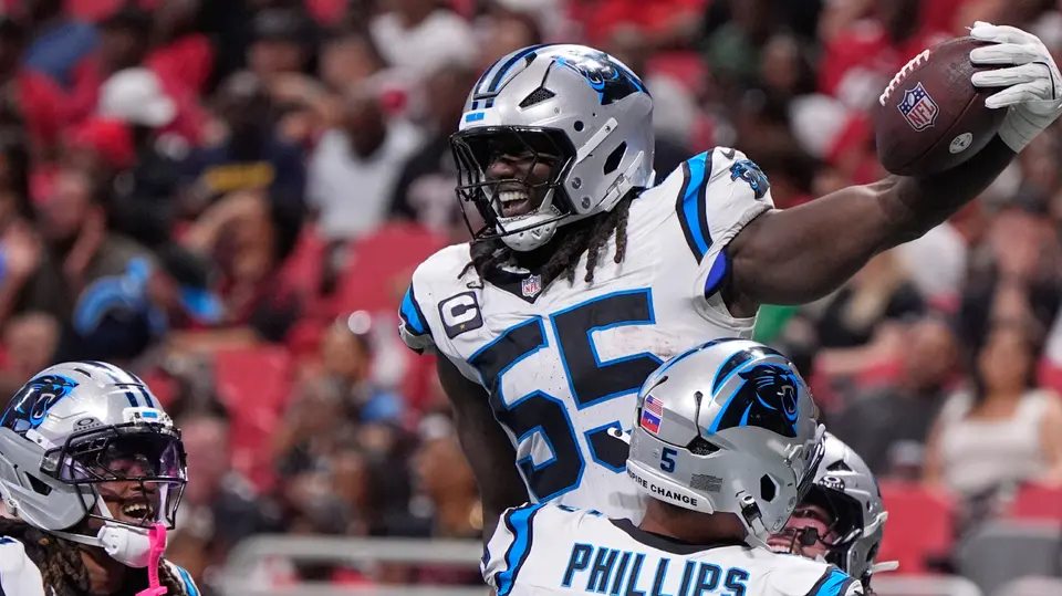Devin Lloyd tuvo una gran actuación defensiva con Panthers | AP