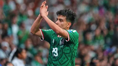 Sebastián Abreu pide a Rafa Márquez cuidar a Gilberto Mora en la Selección Mexicana