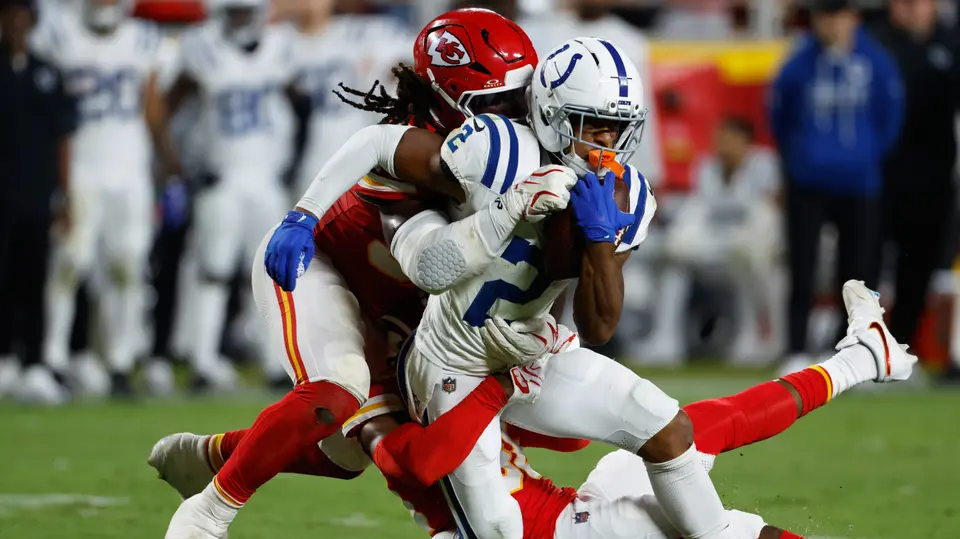Chiefs logró cerrar el encuentro y vencer a Colts para ponerse 2-0 | AP