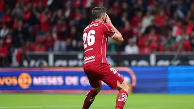 ¡Liga MX vuelve a su prime! Paulinho anota golazo descomunal en el Toluca vs Santos