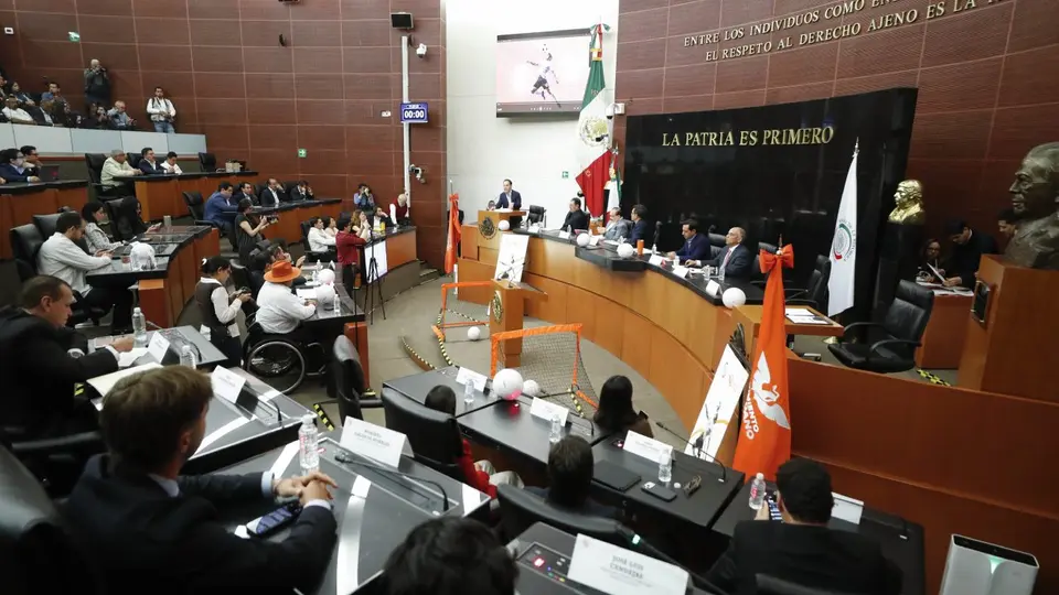 El Senado de México durante el conversatorio sobre el ascenso y el descenso | senado.gob.mx