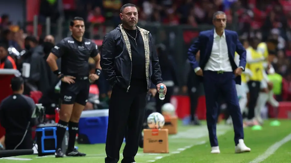 Antonio Mohamed explota contra el arbitraje: “Aguantarse y no llorar”