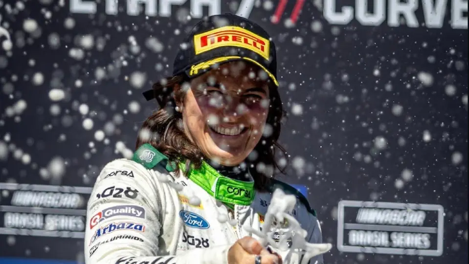 Tatiana Calderón tras su victoria en NASCAR Brasil | @chlix3s