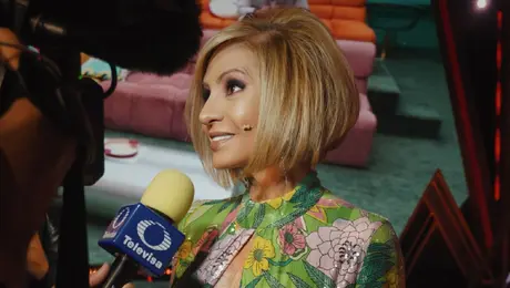 Daniela Castro defiende a Ernesto Laguardia y lanza polémica frase: “Te hace falta Jesús”