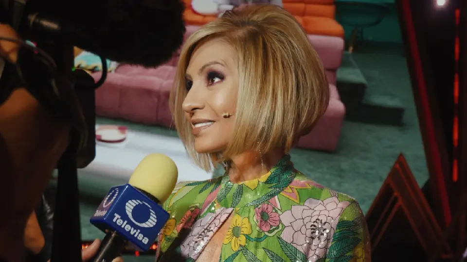 Daniela Castro defiende a Ernesto Laguardia y lanza polémica frase: “Te hace falta Jesús”