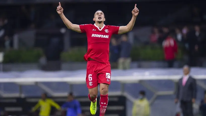 Toluca: Jorge Torres Nilo debutó como rapero evangelista