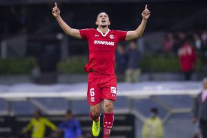 Toluca: Jorge Torres Nilo debutó como rapero evangelista