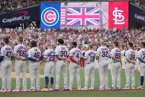 MLB: Cubs vencen a Cardinals en el regreso de Grandes Ligas a Londres