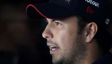 Checo Pérez se preocupa por el fuerte ritmo demostrado por de Ferrari y Aston Martin