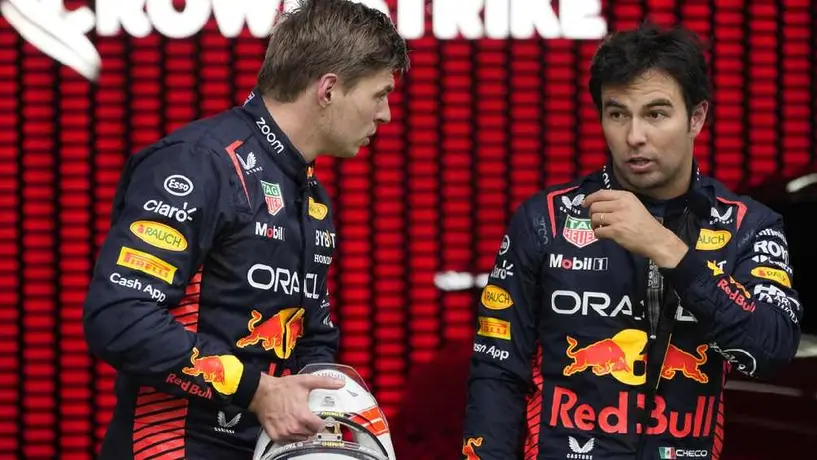 Checo Pérez tras su lucha con Max Verstappen en la carrera Sprint: 'Está todo bien'