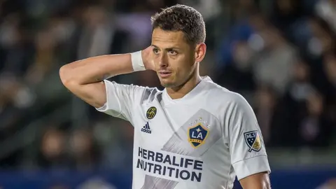 Chicharito y su pelea con los filtros: 'Los quiero quitar y no sé cómo chingad… madre'