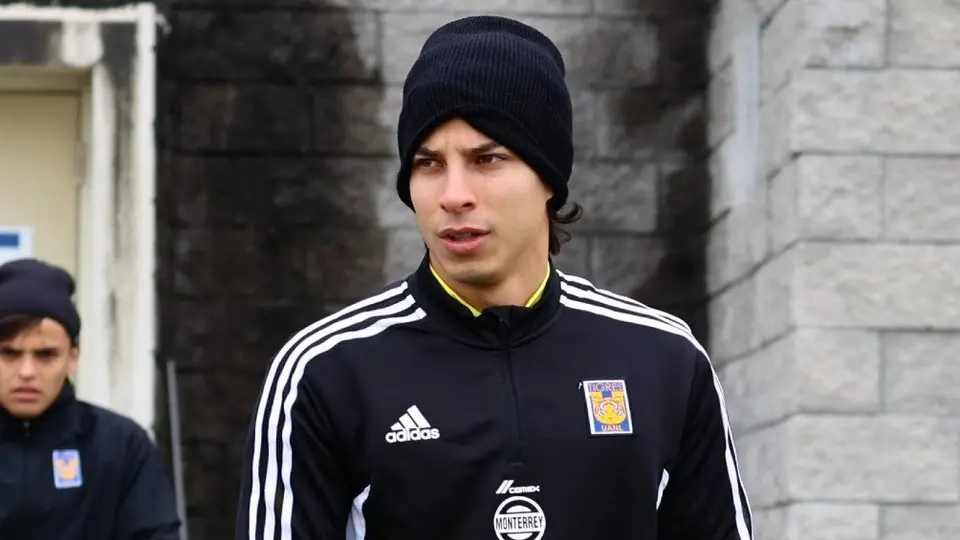 Diego Lainez regresa por revancha; no es un retroceso, señala Mauricio Culebro