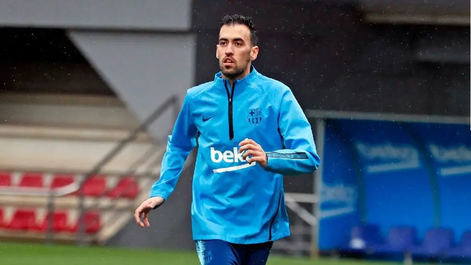 FC Barcelona: Sergio Busquets regresa con el equipo tras superar esguince