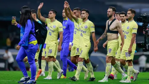 Álvaro Morales explota contra el América: 'Si juegan así, lárguense, es indigno'