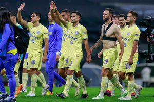 Álvaro Morales explota contra el América: 'Si juegan así, lárguense, es indigno'
