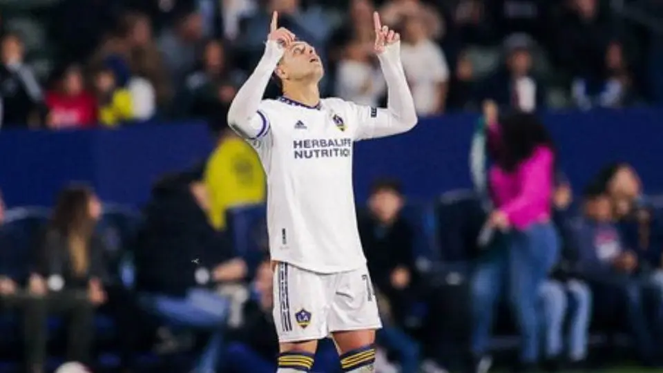 'Chicharito' Hernández anotó gol con el Galaxy en amistoso ante New York FC