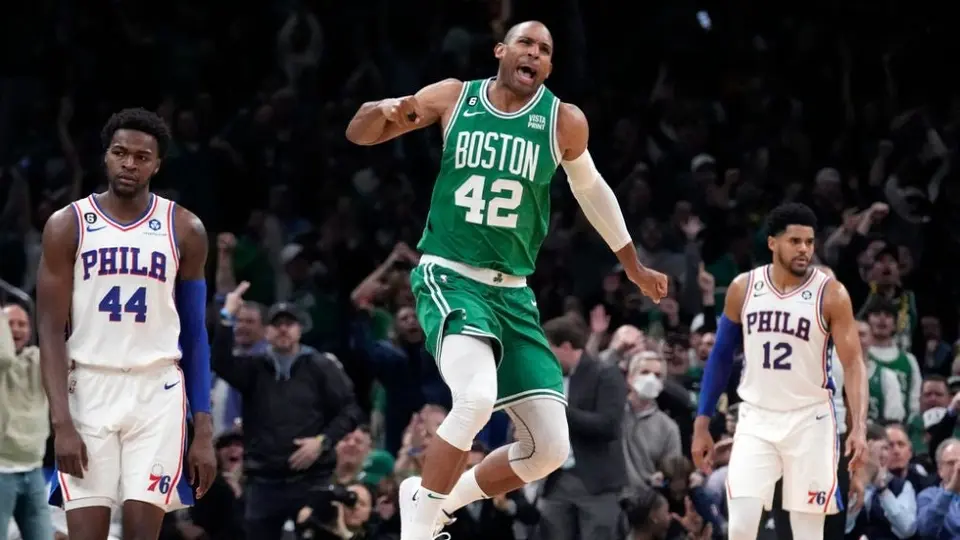 NBA Playoffs: Celtics frustran a los 76ers y Joel Embiid e igualan la serie en Boston