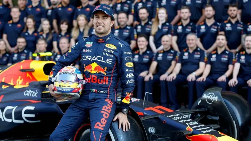 Checo Pérez buscará hacer historia con Red Bull en 2023 en la F1