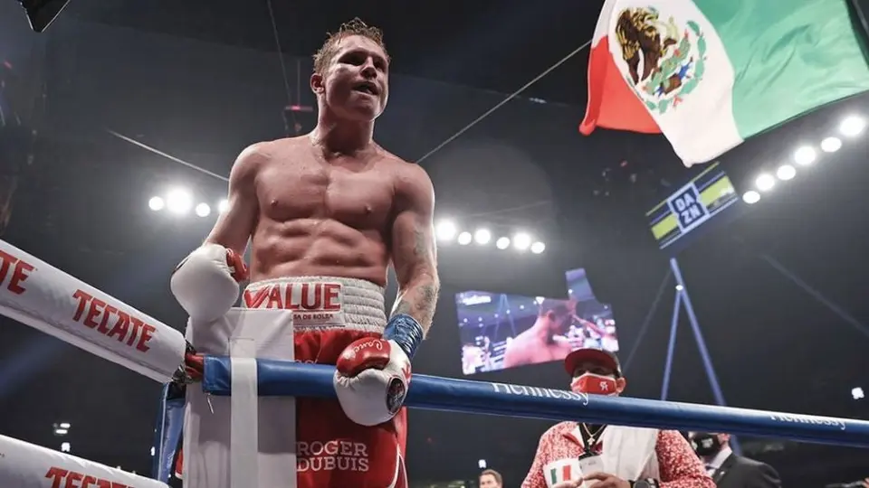 Canelo Álvarez confesó tener en sus contactos a Cristiano Ronaldo