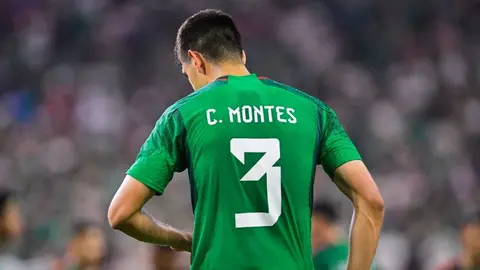 César Montes tras la expulsión ante Estados Unidos: "Estoy arrepentido y pido disculpas"