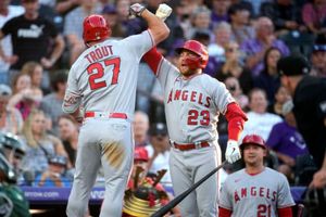 Angelinos establecen récord de franquicia y aplastan por 25-1 a Rockies