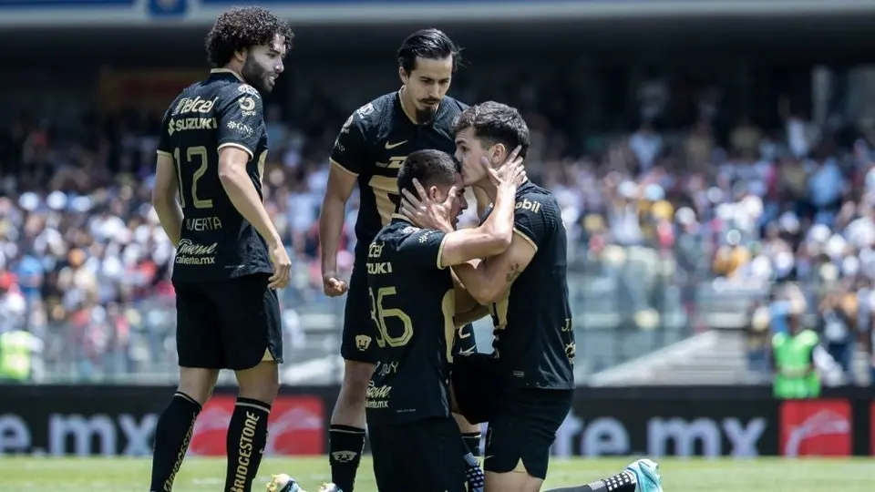 Pumas golea a Toluca y mantiene posibilidades de clasificar al Repechaje