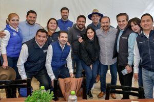 Pedro Rodríguez y panistas Del Valle de México arropan a Alejandra Del Moral