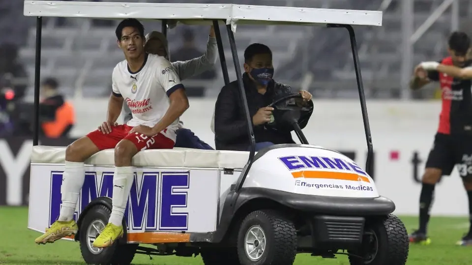 Chivas: Luis Puente no se lesionó y realizó trabajo regenerativo