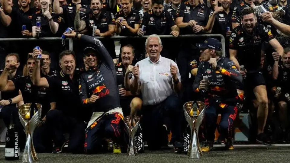 Helmut Marko agradece que los Red Bull no chocaran en Miami