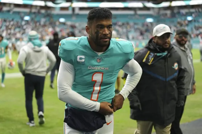 NFL: Dolphins descartaron a Tua Tagovailoa para jugar ante Bills; Skylar Thompson será titular