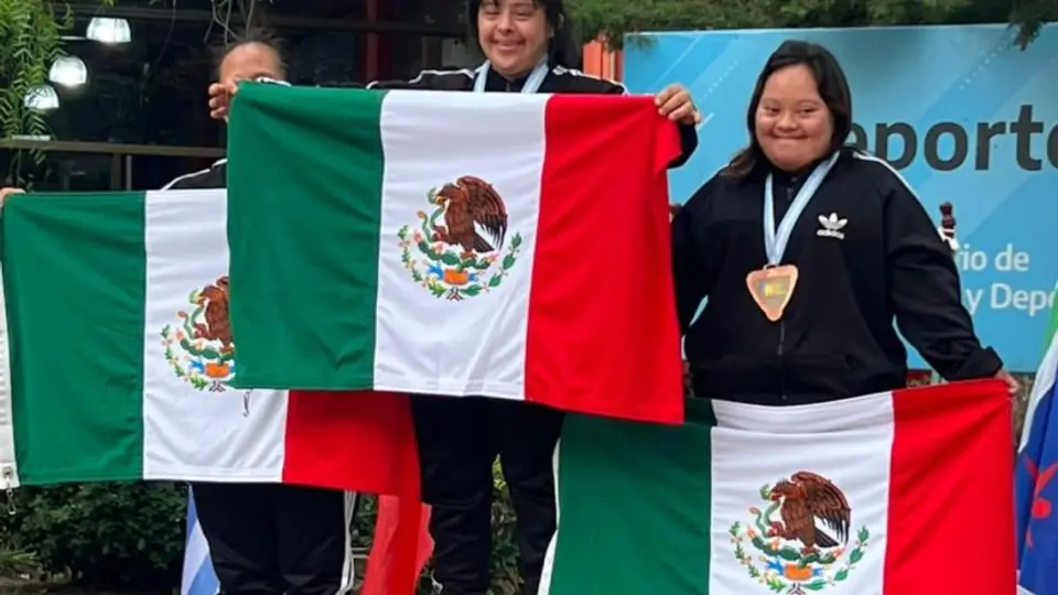 Atleta mexicana ganó oro en Francia; su familia está endeudada tras cubrir los gastos de su viaje