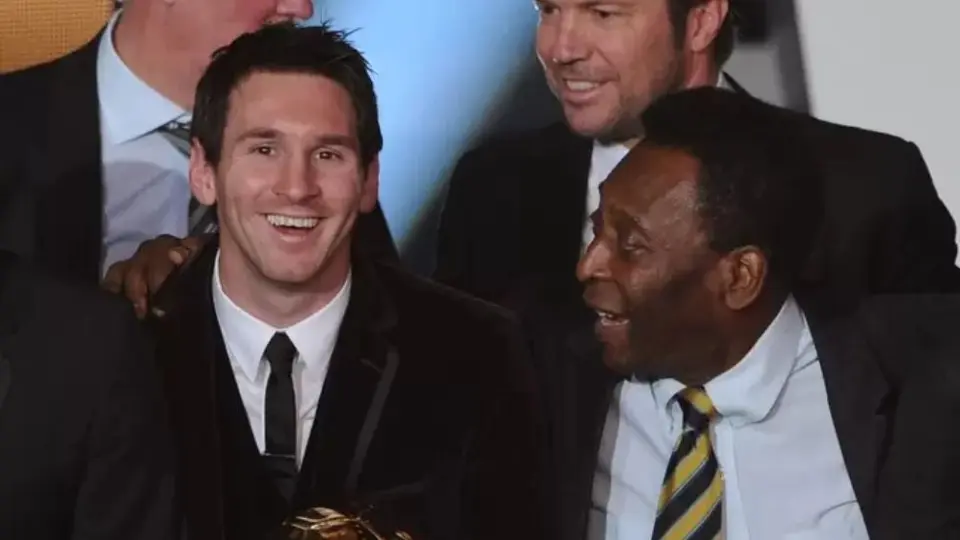 Messi, Cristiano y Pelé en el mejor 11 de la historia, según Chat GPT
