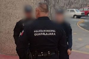 Video viral muestra abuso policial en Guadalajara contra hombre en situación de calle