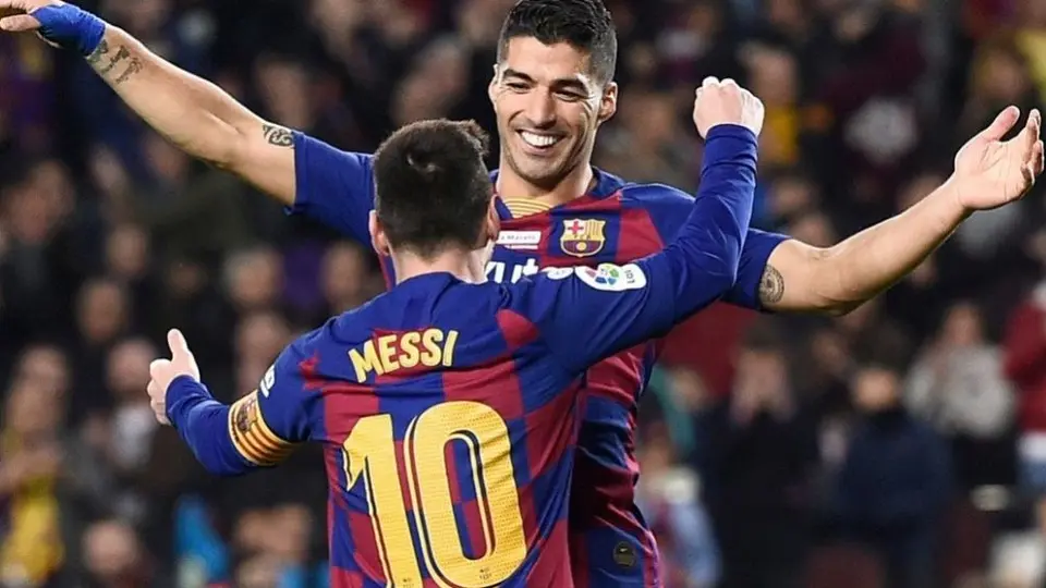 La Jaiba Brava recreó el famoso penalti indirecto entre Messi y Luis Suárez en el Barcelona