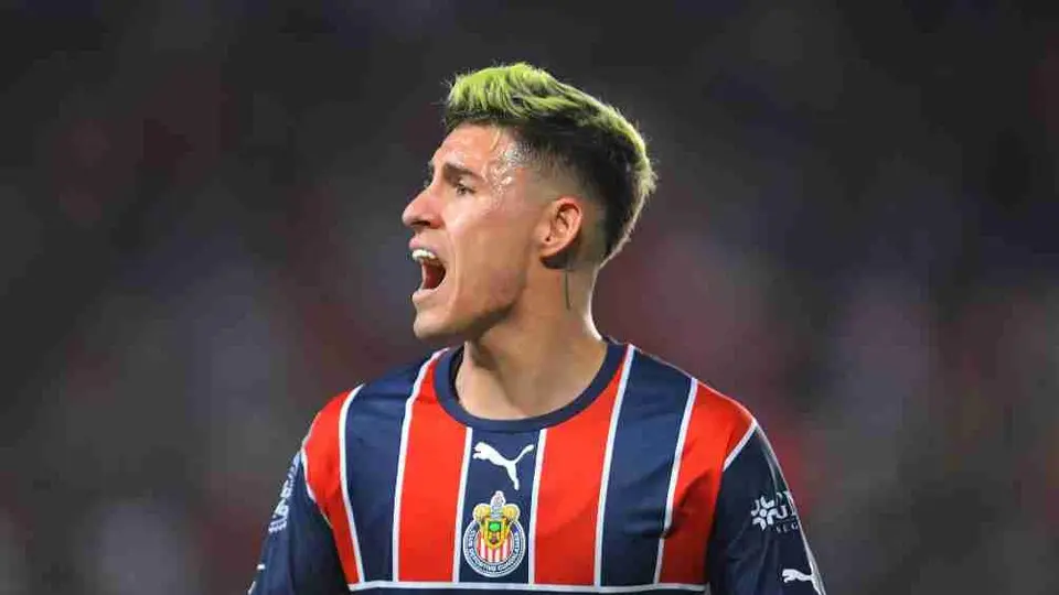 ‘Chicote’ Calderón cree que Víctor Guzmán se convertirá en un ídolo en Chivas