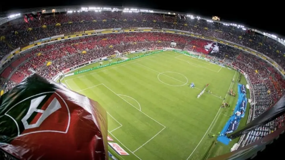 Gobernador de Jalisco propondrá cambiar el nombre del Jalisco por Rey Pelé