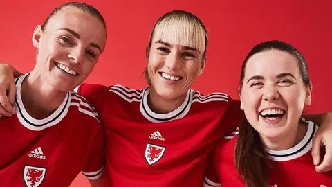 Gales: Llegó a un acuerdo de igualdad salarial en selección femenina y masculina