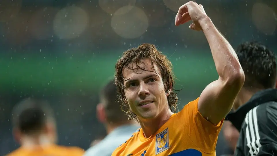 Tigres: Sebastián Córdova fue recibido como 'héroe' por sus vecinos tras el Clásico Regio