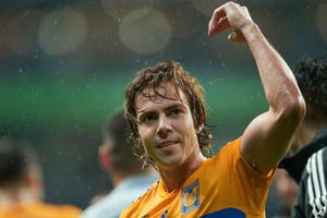 Tigres: Sebastián Córdova fue recibido como 'héroe' por sus vecinos tras el Clásico Regio