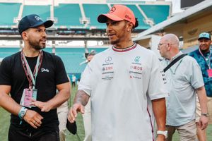 Kun Agüero se declara fan de Lewis Hamilton: 'No es fácil mantenerse en el alto nivel'