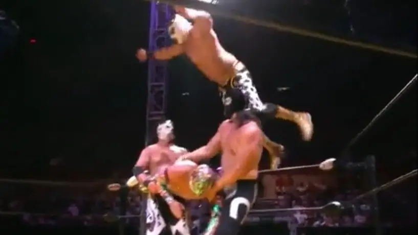 Lucha Libre AAA: Nueva Generación Dinamita retuvo los Campeonatos Mundiales de Tercias