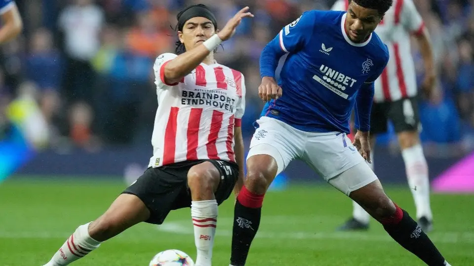Érick Gutiérrez no está feliz en el PSV: "Me avergüenzo con mis hijos"
