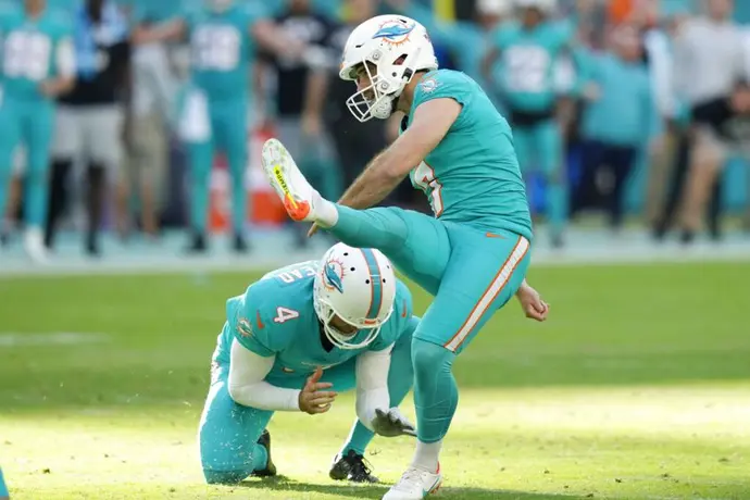 NFL: Dolphins vencen a Jets y consiguen último boleto a Postemporada de la AFC