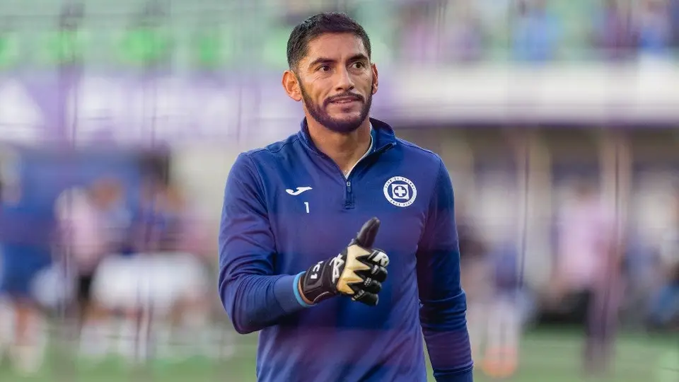 Jesús Corona ve lejos el retiro y apunta a renovar con Cruz Azul: "Mi idea es continuar"