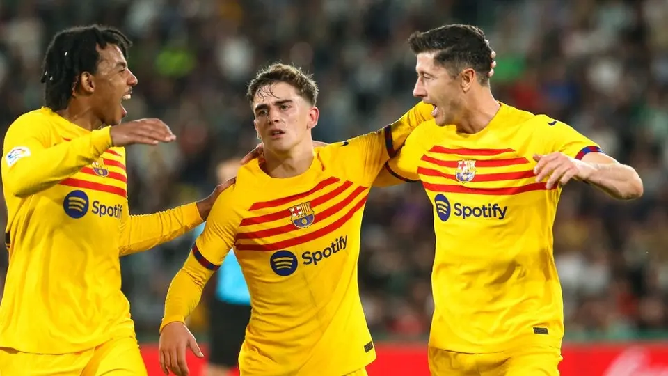 Elche pide ganar el partido contra el Barcelona por alineación indebida de Gavi