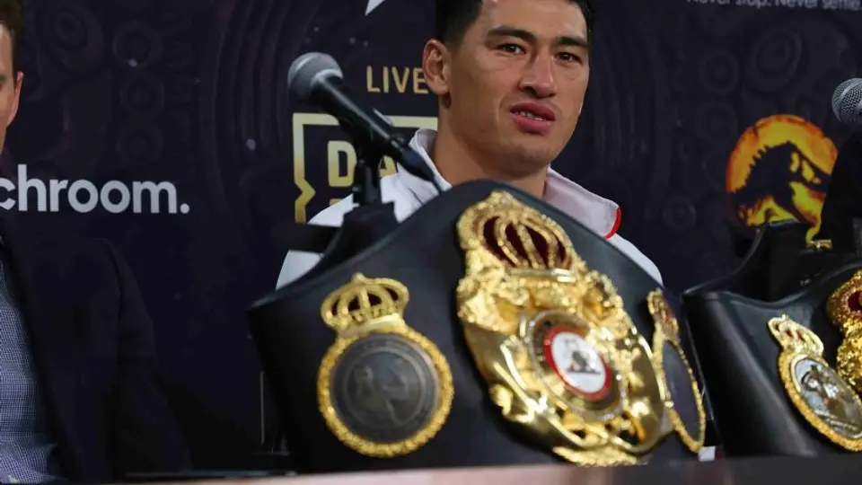 Dmitry Bivol se cansó de pretextos y pidió pelear contra Canelo en 168 libras