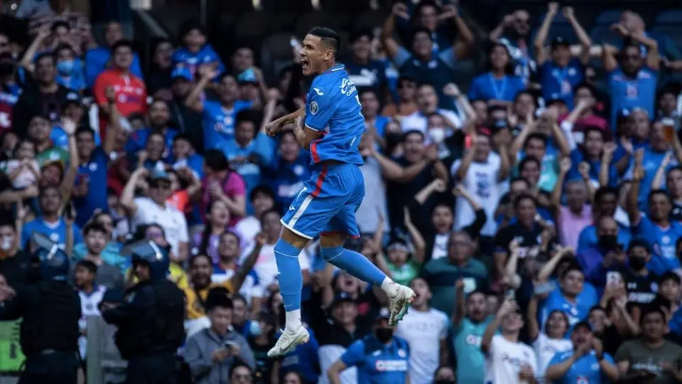 Cruz Azul venció a los Bravos de Juárez en el debut del Tuca Ferretti