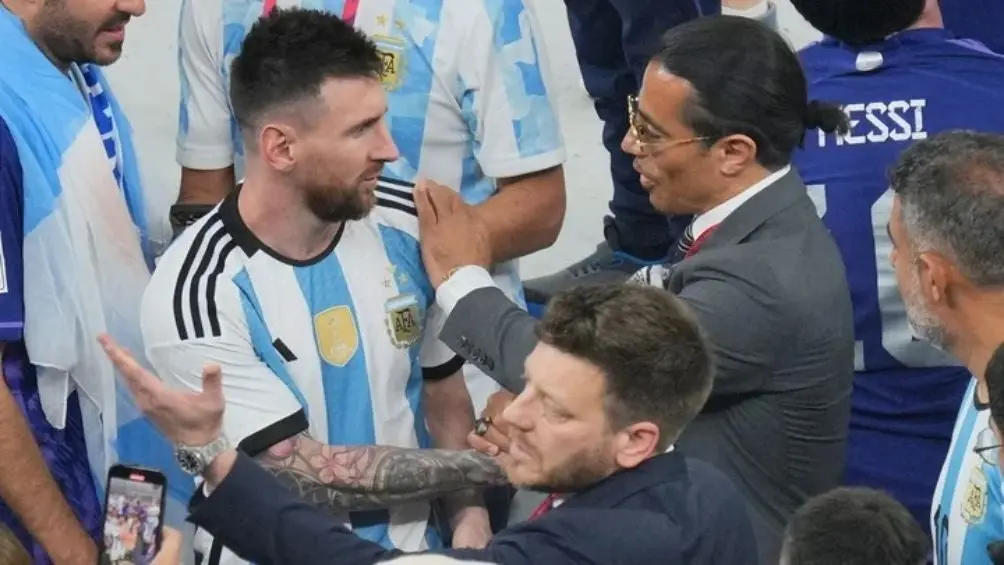 Salt Bae junto a Lionel Messi | AP
