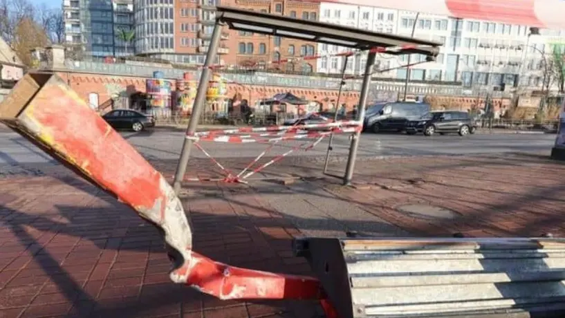 Futbolistas del Hamburgo están involucrados en accidente derivado a 'arrancones' de autos